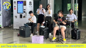 กิจกรรม เล่นดนตรี ร้องเพลง โดย Dent WTU Band 31 มีนาคม 2566