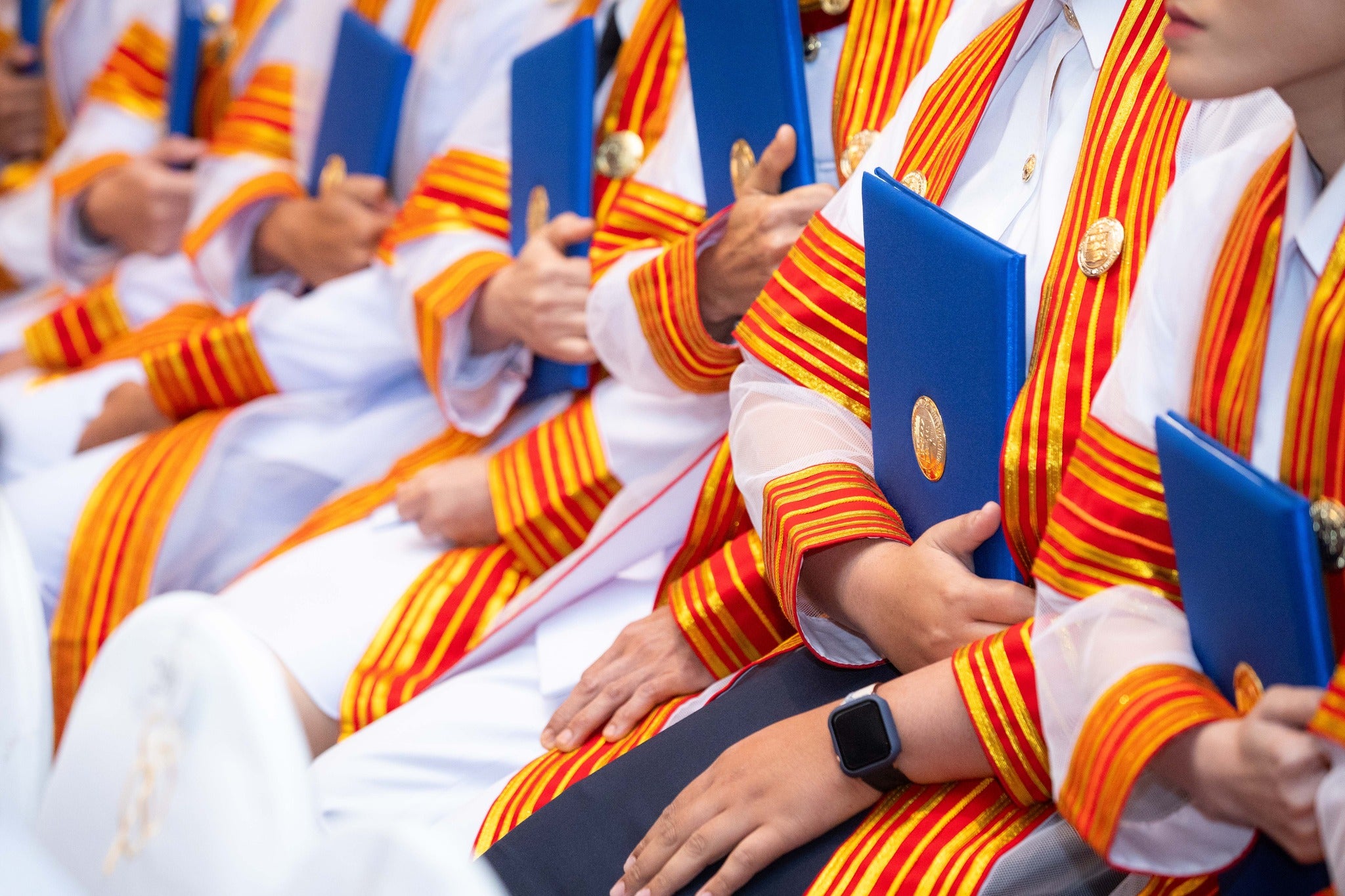 ขอแสดงความยินดีกับบัณฑิตที่ได้รับเกียรตินิยมอันดับ1 และอันดับ2 ประจำปีการศึกษา 2566