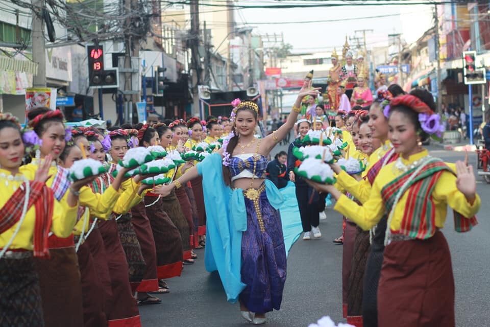โครงการสืบสานประเพณีวันลอยกระทง