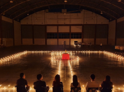 กิจกรรมสานสัมพันธ์น้องพี่และพิธีเทียน