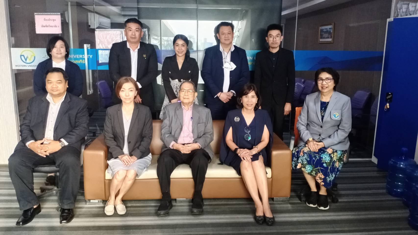 การสอบดุษฎีนิพนธ์ สาขาหลักสูตรบริหารธุรกิจ ระดับปริญญาเอก วันที่ 31 มค. 2567