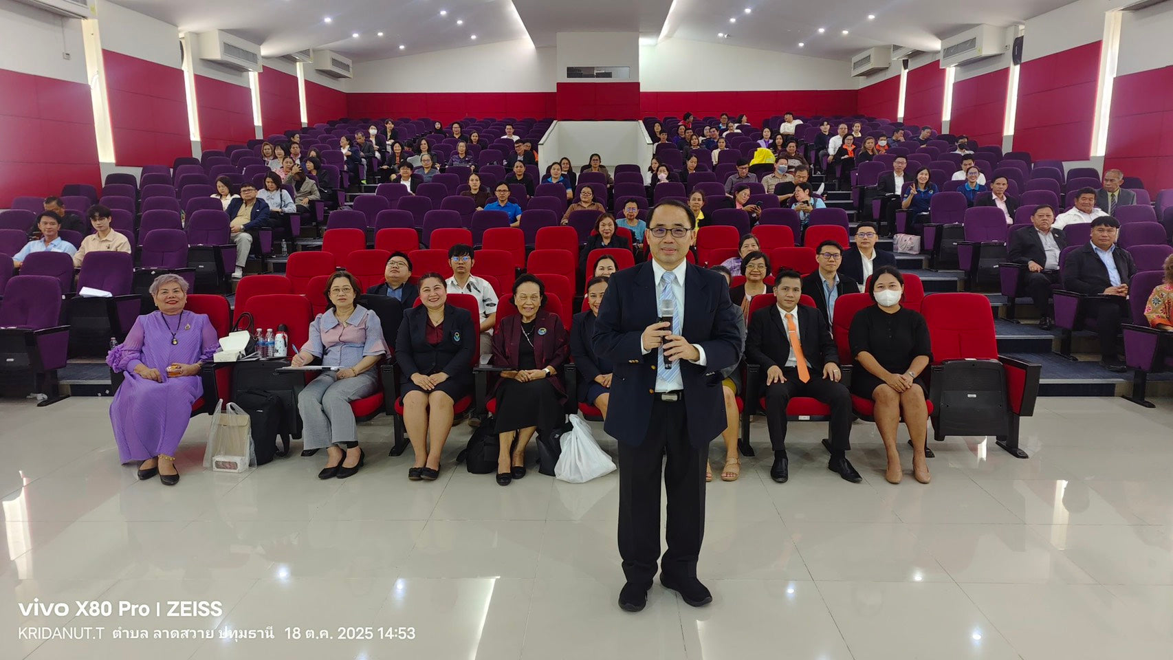 คณาจารย์ฯ เข้าร่วมอบรมเชิงปฏิบัติการจริยธรรมการวิจัยในมนุษย์ ครั้งที่ 15 โดย รองศาสตราจารย์ ดร.สุธรรม นันทมงคลชัย เมื่อวันที่ 18 ตุลาคม 2568